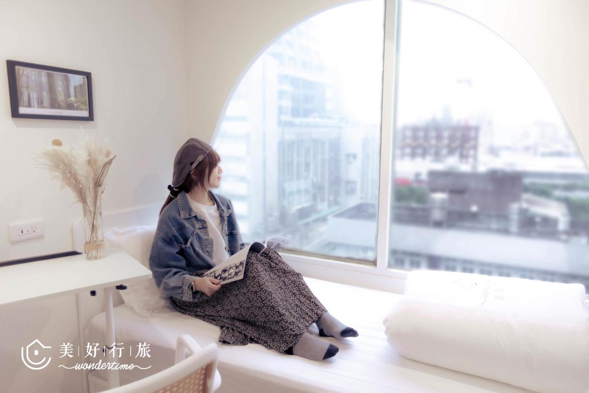 Wondertime2- Ladies' Inn 'Taipei Main Station Exterior foto
